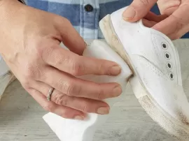 Guía para mantener tus zapatillas blancas como nuevas: lavado correcto de lona.